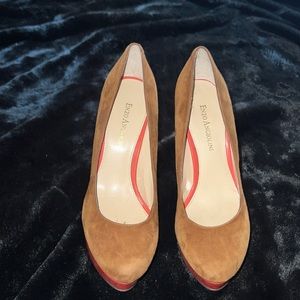 Enzo Angiolini shoes, size 6, leather. caramel with coral accents